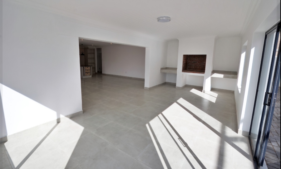 3 Bedroom Property for Sale in Stilbaai Wes Western Cape